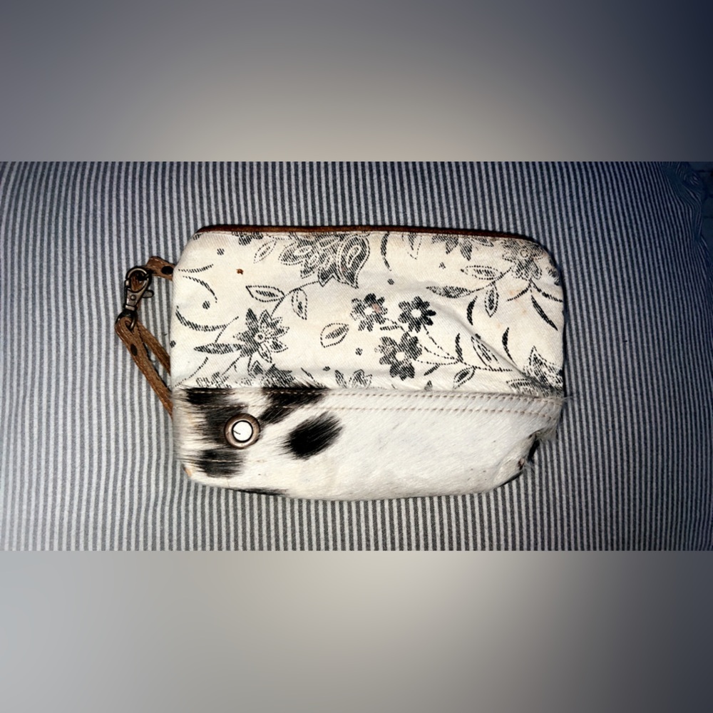 Myra Cowhide clutch/hand bag
